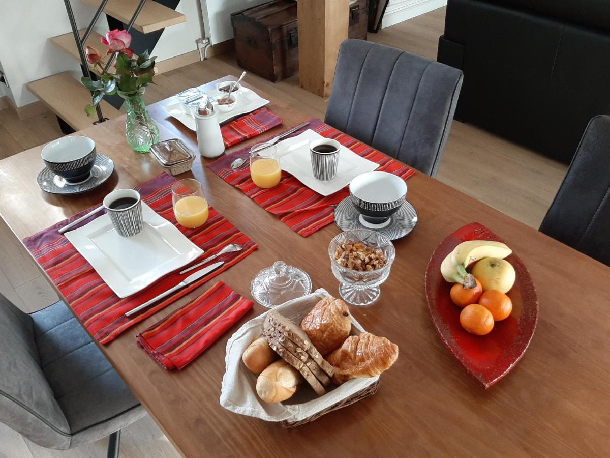 Bed and Breakfast Le Refuge Du Hibou Beaurains Экстерьер фото